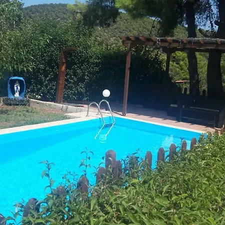 Villa Luxury With Pool In Pisia *